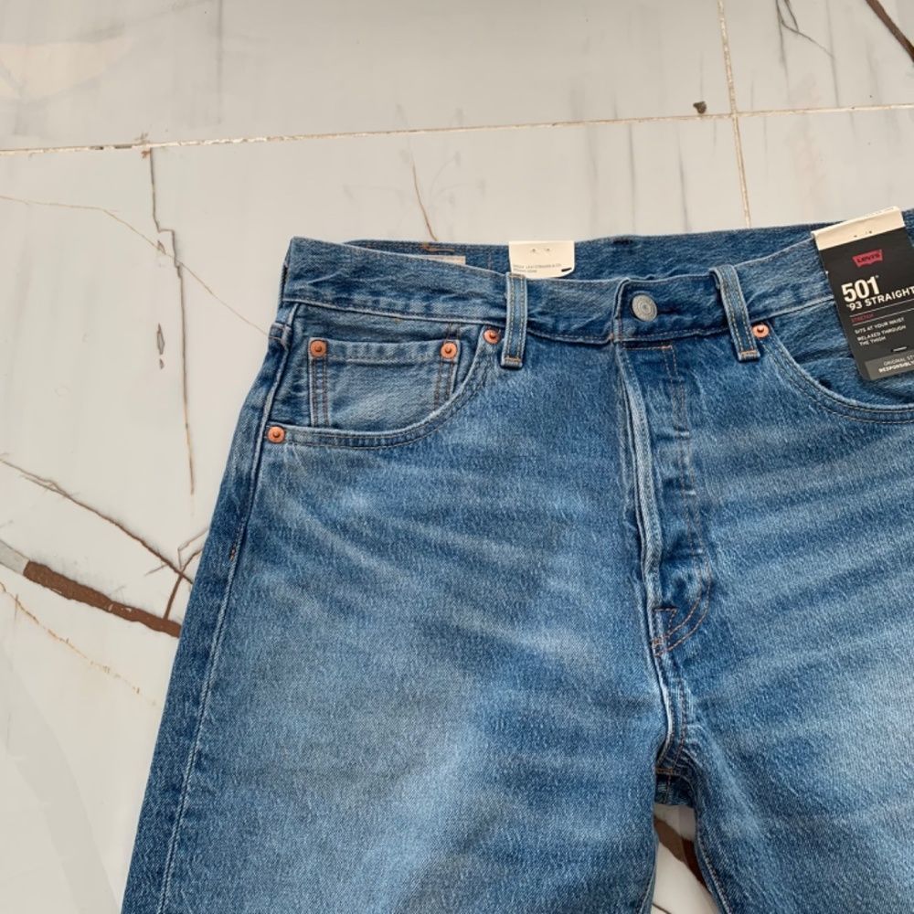 Levi's 501 Jeans Mens 36x32 '93 Straight Fit Stretch Blue Casual Pants Denim NEW - Picture 2 of 11